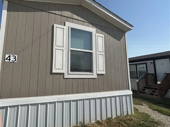 700 E 6th St Lot 43, Hays, KS 67601