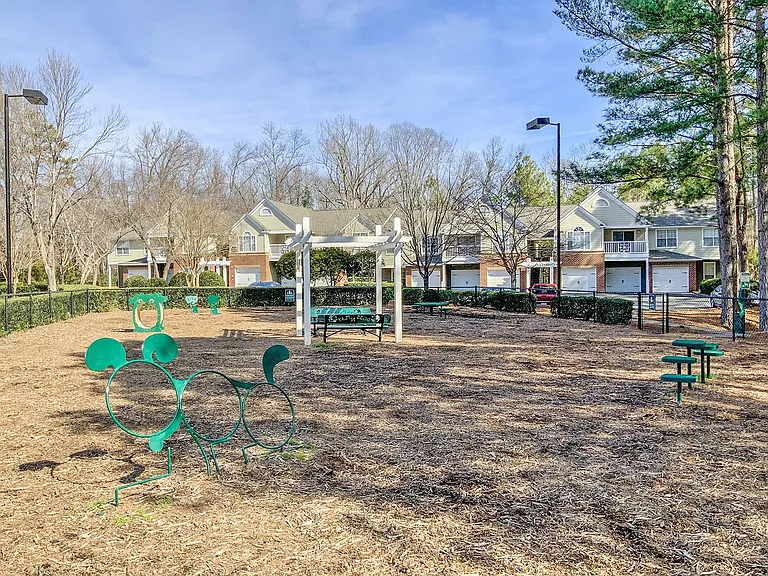 Legacy Arboretum Apartments — Photo 23