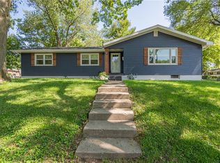 85 Pennsylvania Dr, Decatur, IL 62526