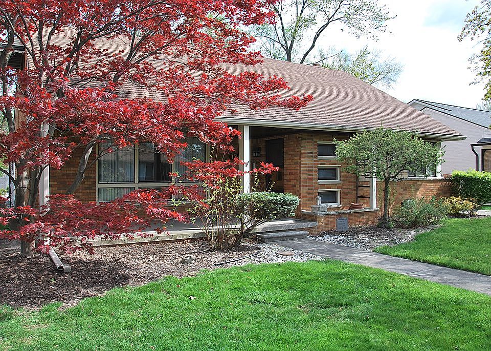 1st image of 13148 Talbot Ave