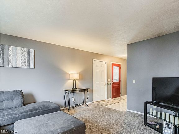 4th image of 4143 Princeton Blvd