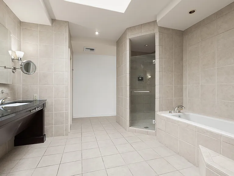 7920 Herschel Ave #36 — Photo 15