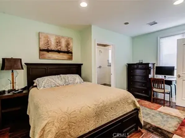 2504 23rd St #A, Santa Monica, CA 90405