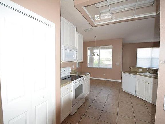 4th image of 1908 Nature Cove Ln