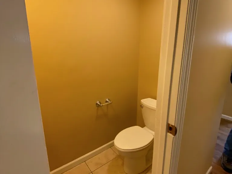 209 Robert Dr — Photo 16