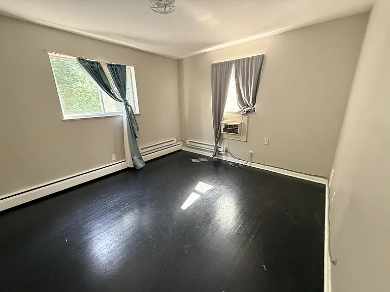 1921 W North Bend Rd #2 — Photo 11