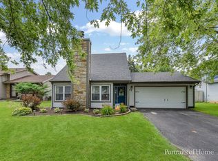 73 Rockledge Dr, Romeoville, IL 60446