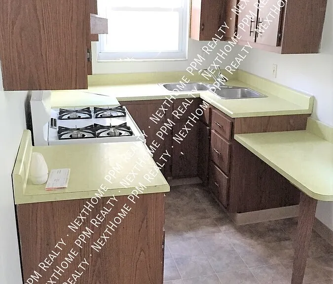 1851 Capital Ave #2 — Photo 11