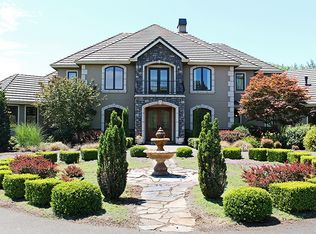 6445 NE Rising Sun Dr, Pleasant Hill, IA 50327