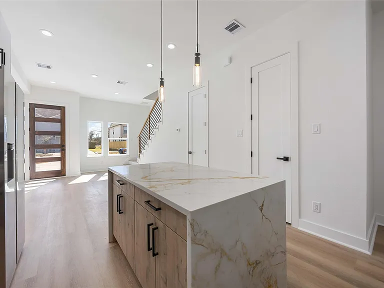 7961 Henson St #B — Photo 6
