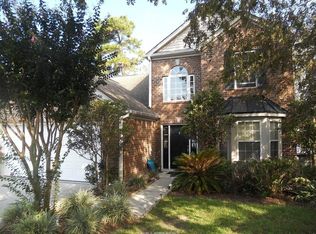 6 Linden Pl, Hilton Head Island, SC 29926