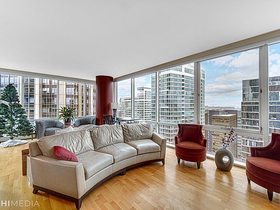 4th image of 505 N McClurg Ct APT 4506