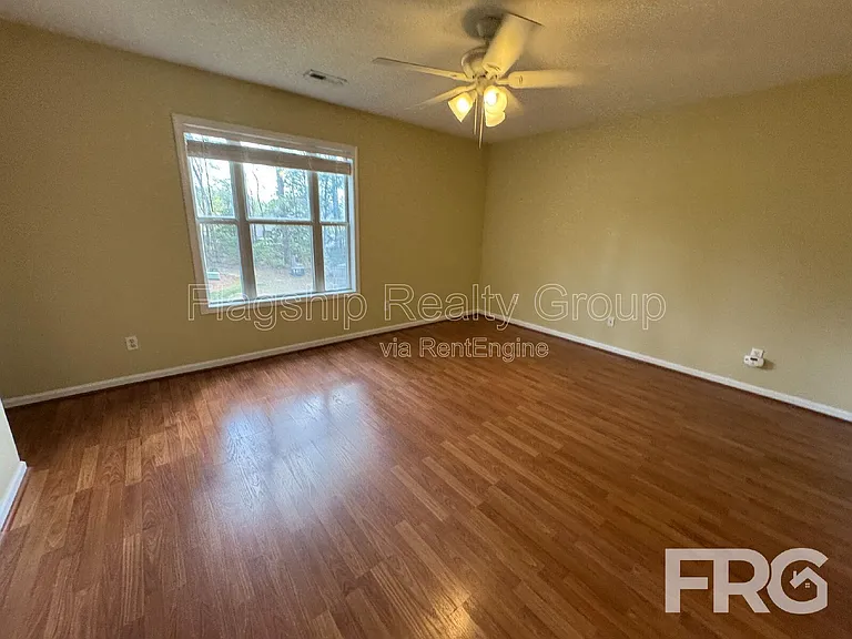 3306 Mulberry Ln #E — Photo 19