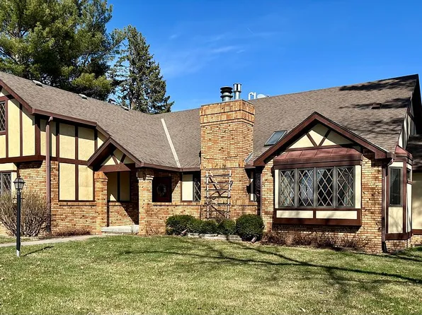 702 5th St, Yutan, NE 68073