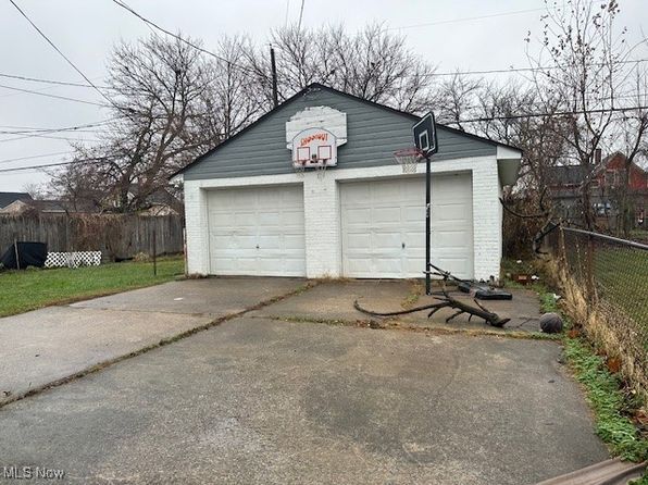 1949 E 30th St, Lorain, OH 44055