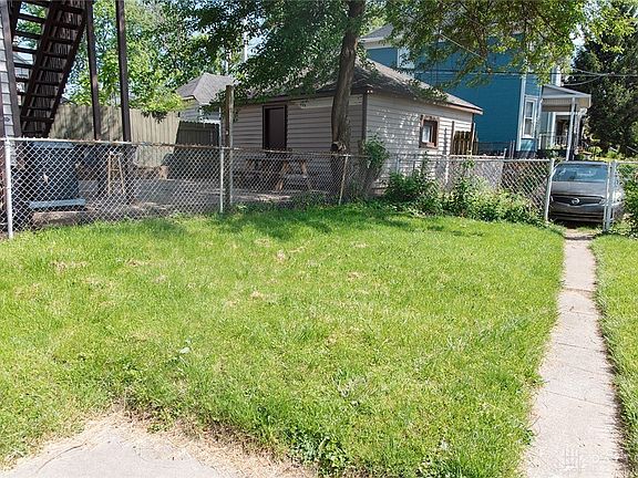4th image of 1732 Xenia Ave
