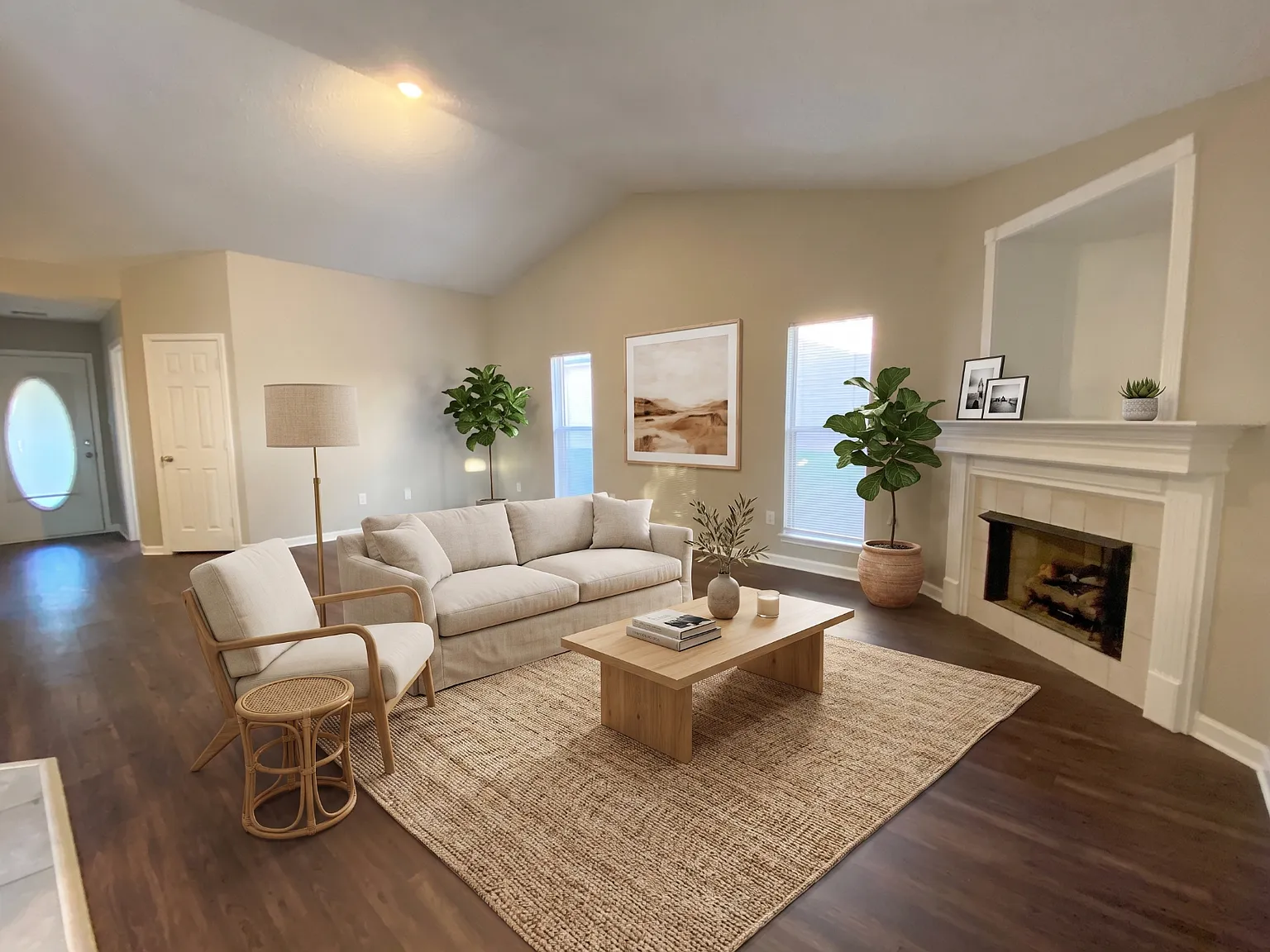 3 bed, 1899 sqft, $1,850 — Photo 3