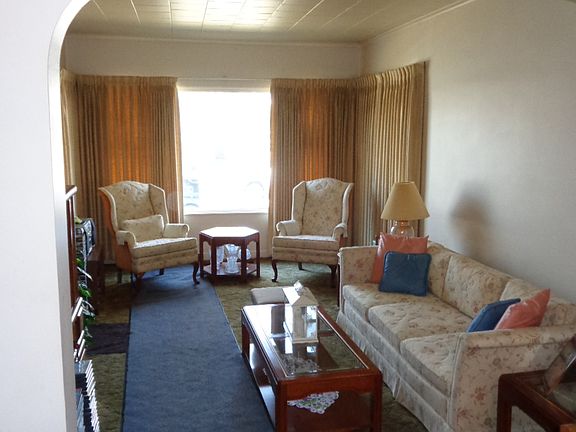2nd image of 6017 W Berenice Ave