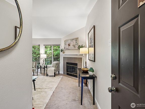 5th image of 18930 Bothell Everett Hwy #E301