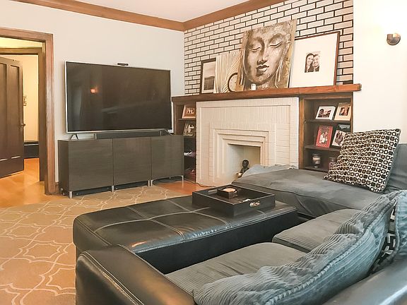 4th image of 4851 N Claremont Ave #2