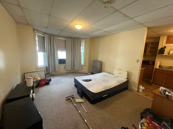 75 West St #5, Northampton, MA 01060
