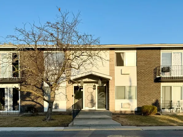 8928 Stevens Dr #1A, Des Plaines, IL 60016