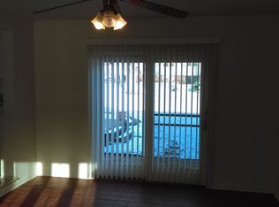 77 S Valley Rd, Glen Ellyn, IL 60137