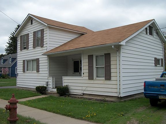 2nd image of 116 Gulick St