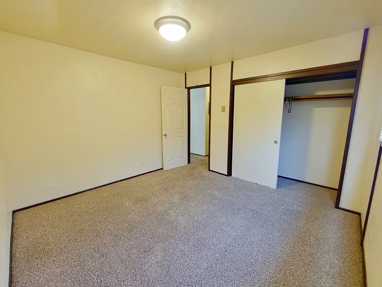 1540 Ferry Aly — Photo 9