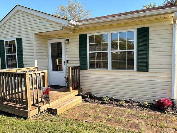 3rd image of 184 Coffey Rd