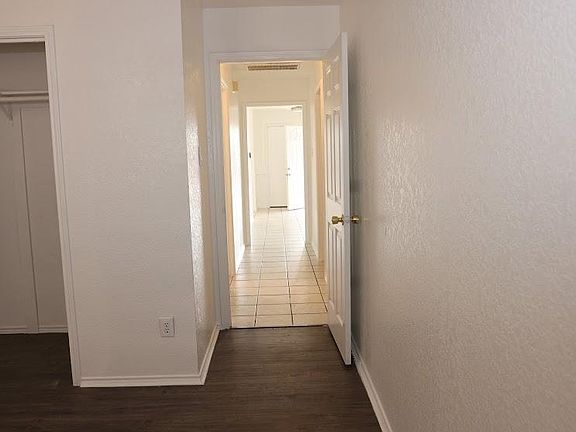 4th image of 4501 Bowline Ct