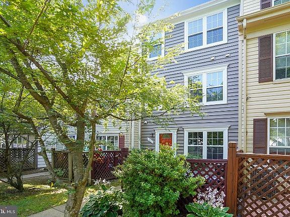 4th image of 13605 Winterspoon Ln #3