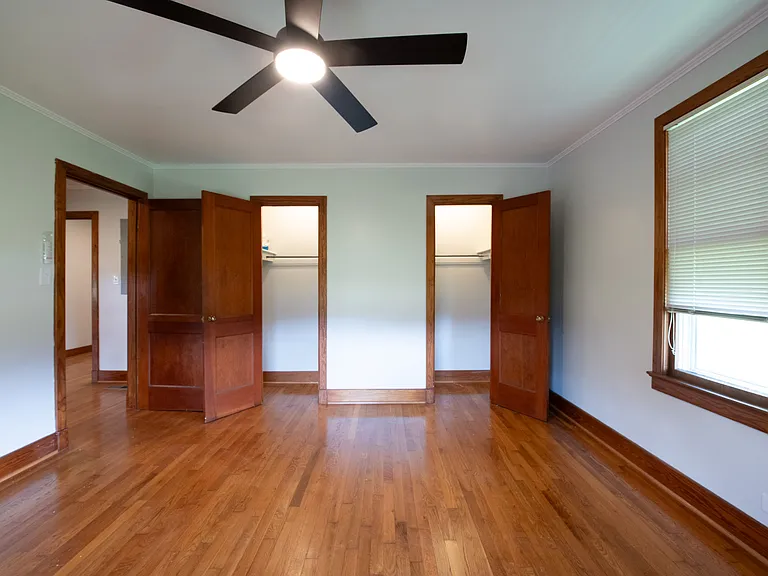 626 Lafayette Rd — Photo 5