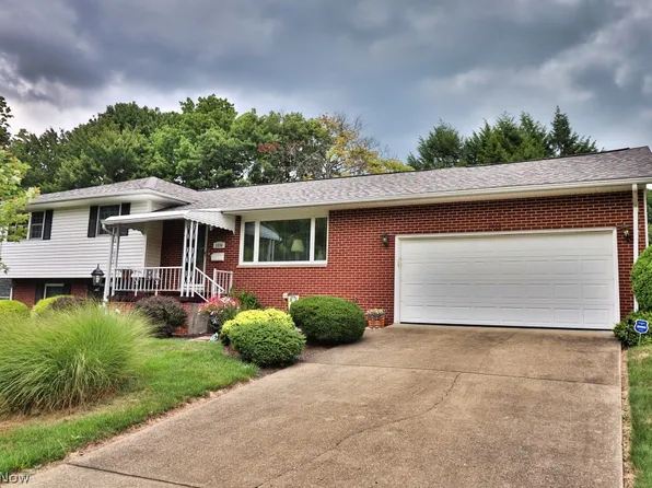1836 Bayberry Ln, Coshocton, OH 43812