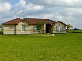 266 Sweetwater Rd, Pt Lavaca, TX 77979