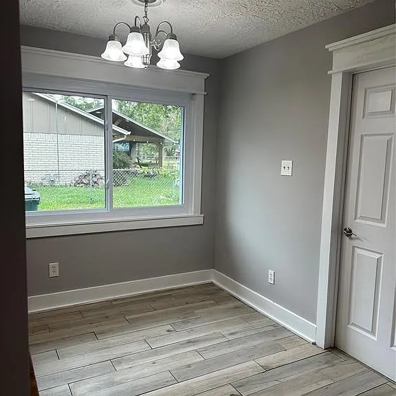 228 Oak Manor Dr — Photo 9