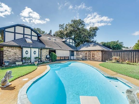 2nd image of 3701 Whispering Cir