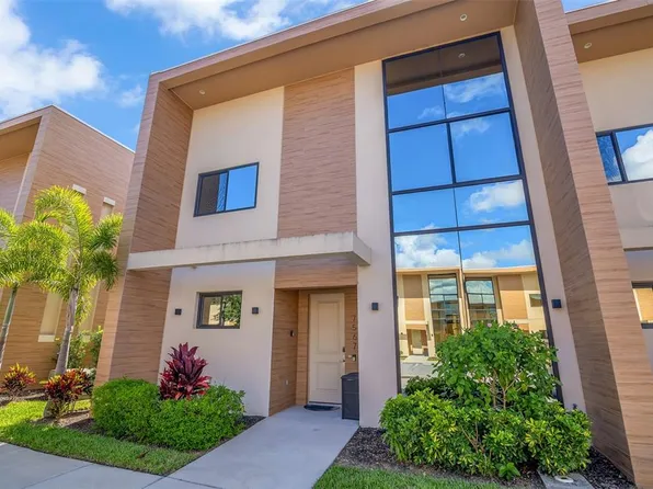 7567 Brooklyn Dr, Kissimmee, FL 34747