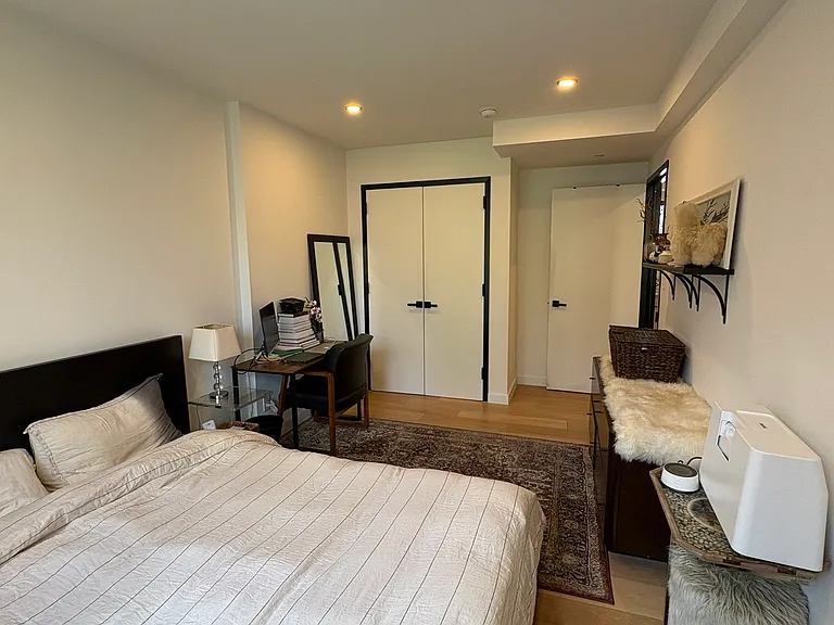 116-17 Grosvenor Ln #3C — Photo 7