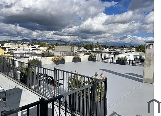 8548 Reseda Blvd #410 — Photo 13