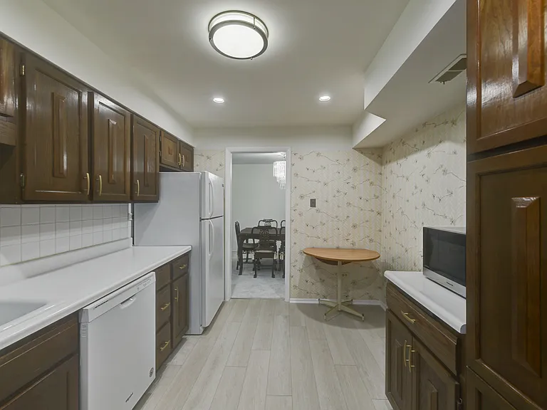 8750 Harrison Ave #411 — Photo 9