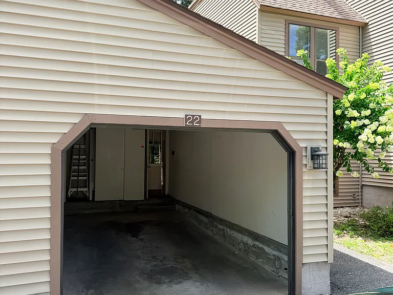22 Sycamore Ln #22 — Photo 40