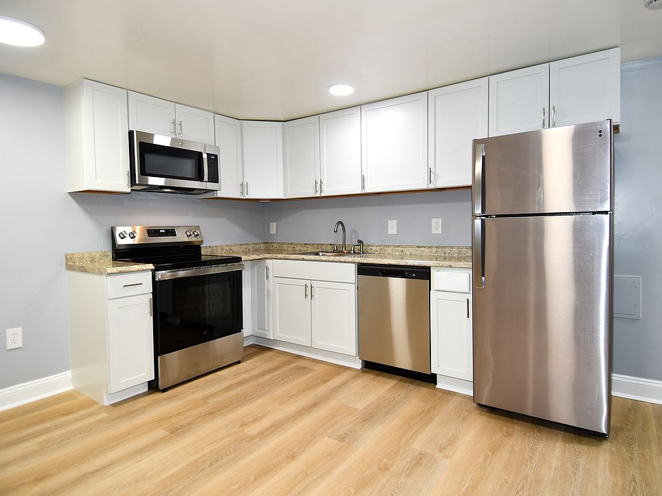 Kitchen is located in the lower level.