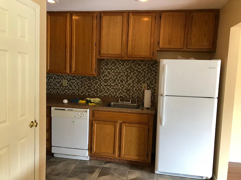 4220 Birchwood Ct — Photo 29