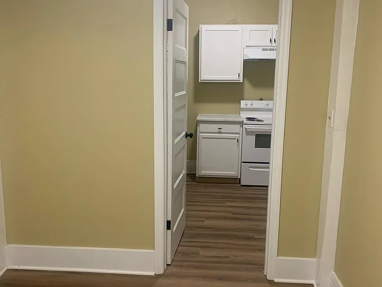 415 Chestnut St #A — Photo 12