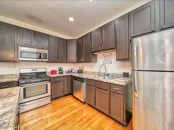 5th image of 426 S Humphrey Ave