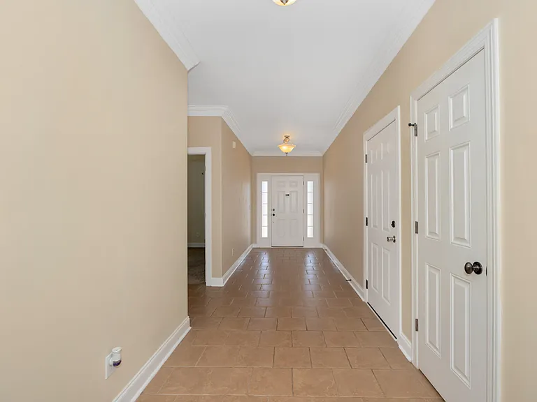 29863 Thunderpaw Dr — Photo 3