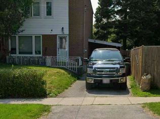 74 Anaconda Ave, Toronto, ON M1L4M3