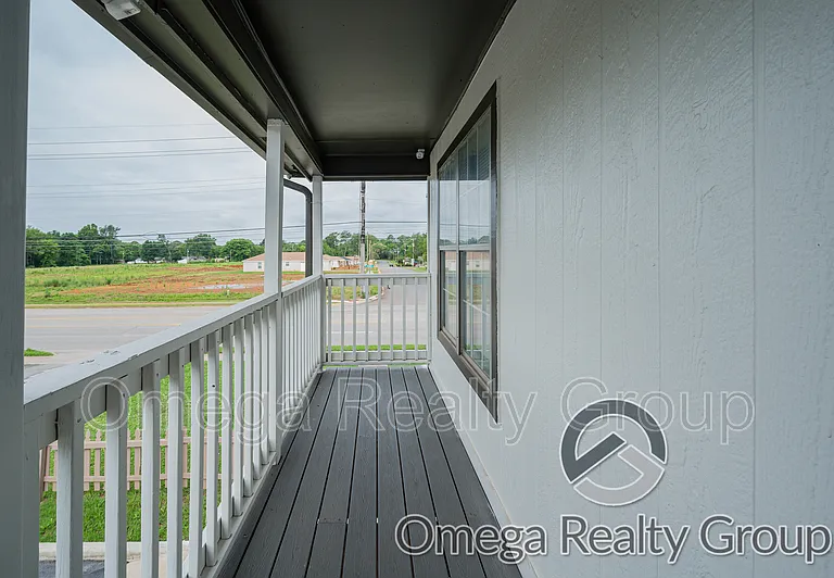 The Cove Apartments — Photo 18