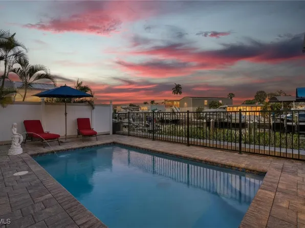 17741 Rebecca Ave, Fort Myers Beach, FL 33931